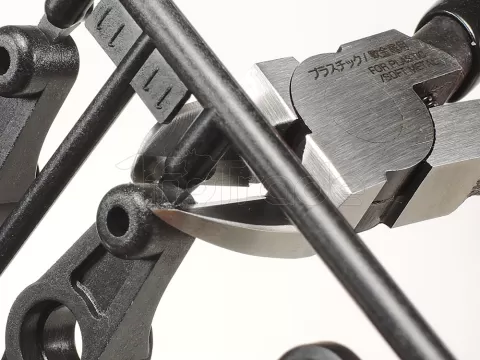 Photo de Ak Interactive - Pince Coupante Laterale pour Plastique et Metal Leger