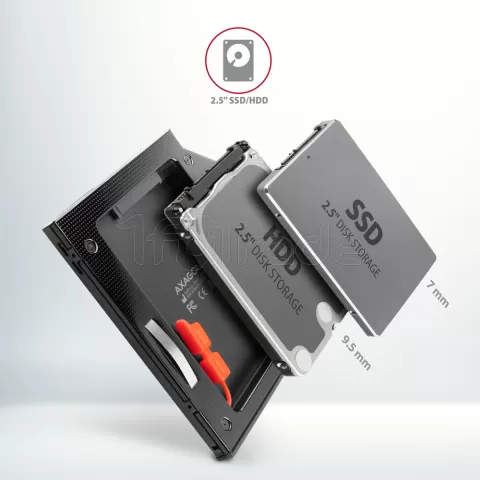 Photo de Berceau Axagon 2,5" dans une baie de 5,25" Slim