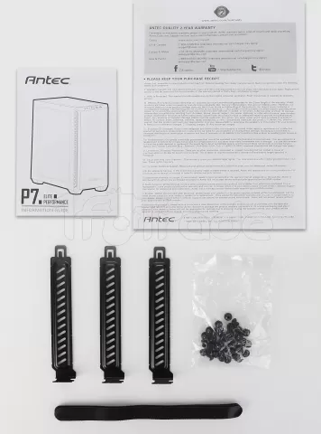 Photo de Boitier Moyen Tour ATX Antec P7 Silent (Noir)