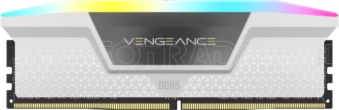 Photo de Kit Barrettes mémoire 32Go (2x16Go) DIMM DDR5 Corsair Vengeance RGB 6000MHz CL36 (Blanc)