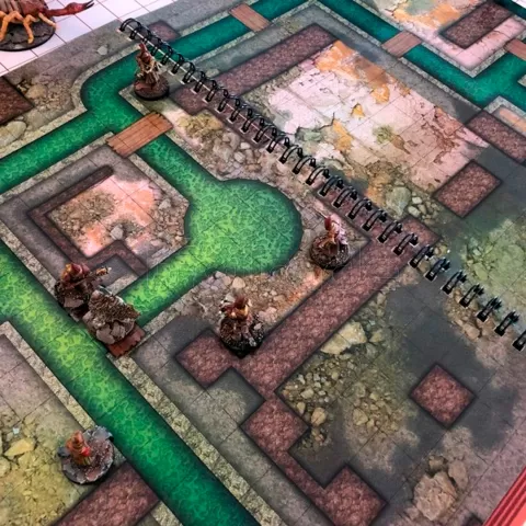 Photo de Livre de combat 1 Fantasy : Cartes de Combat Réinscriptibles pour jeux de rôle sur table