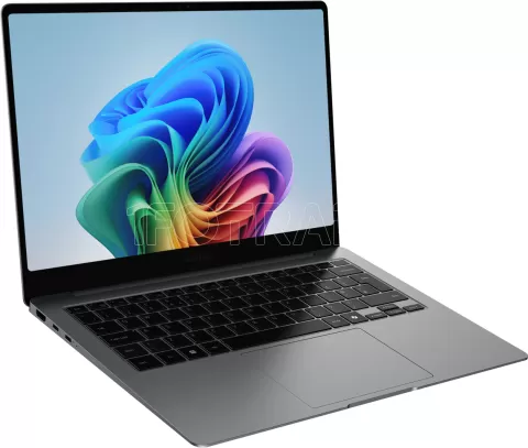 Photo de Ordinateur portable Samsung Galaxy Book5 Pro NP944XHA-KG1FR (14")
