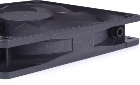 Photo de Ventilateur de boitier Alphacool Core 3200trs/mn - 14cm (Noir)